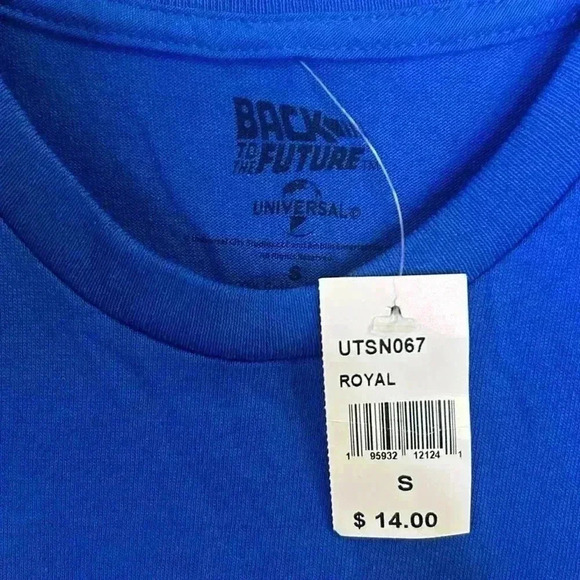 NWT, Back to the future t-shirt. Size small - Picture 4 of 4
